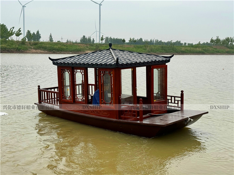 山东聊城4.98米电动观光船